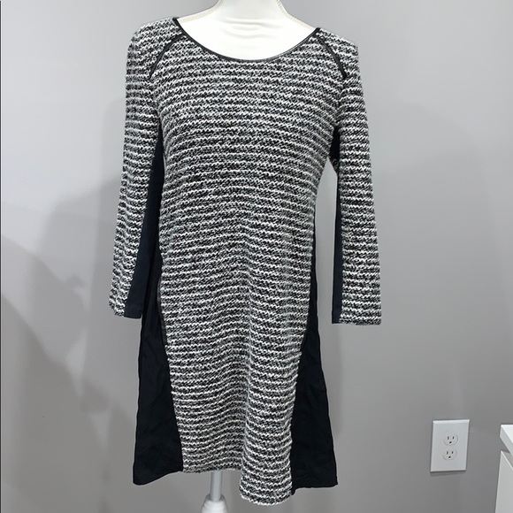 Anthropologie Dresses & Skirts - Anthropologie Maeve Black and White Tweed Dress